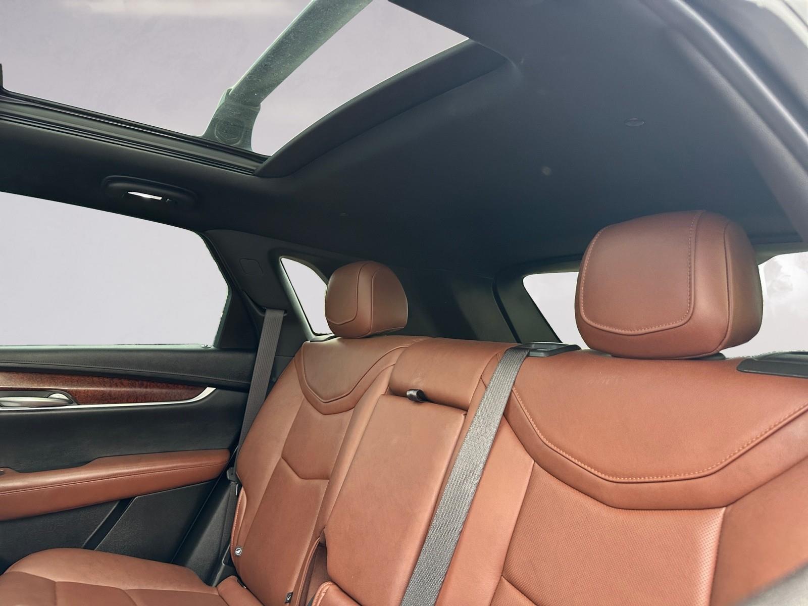 2021 Cadillac XT5 Sport photo 8