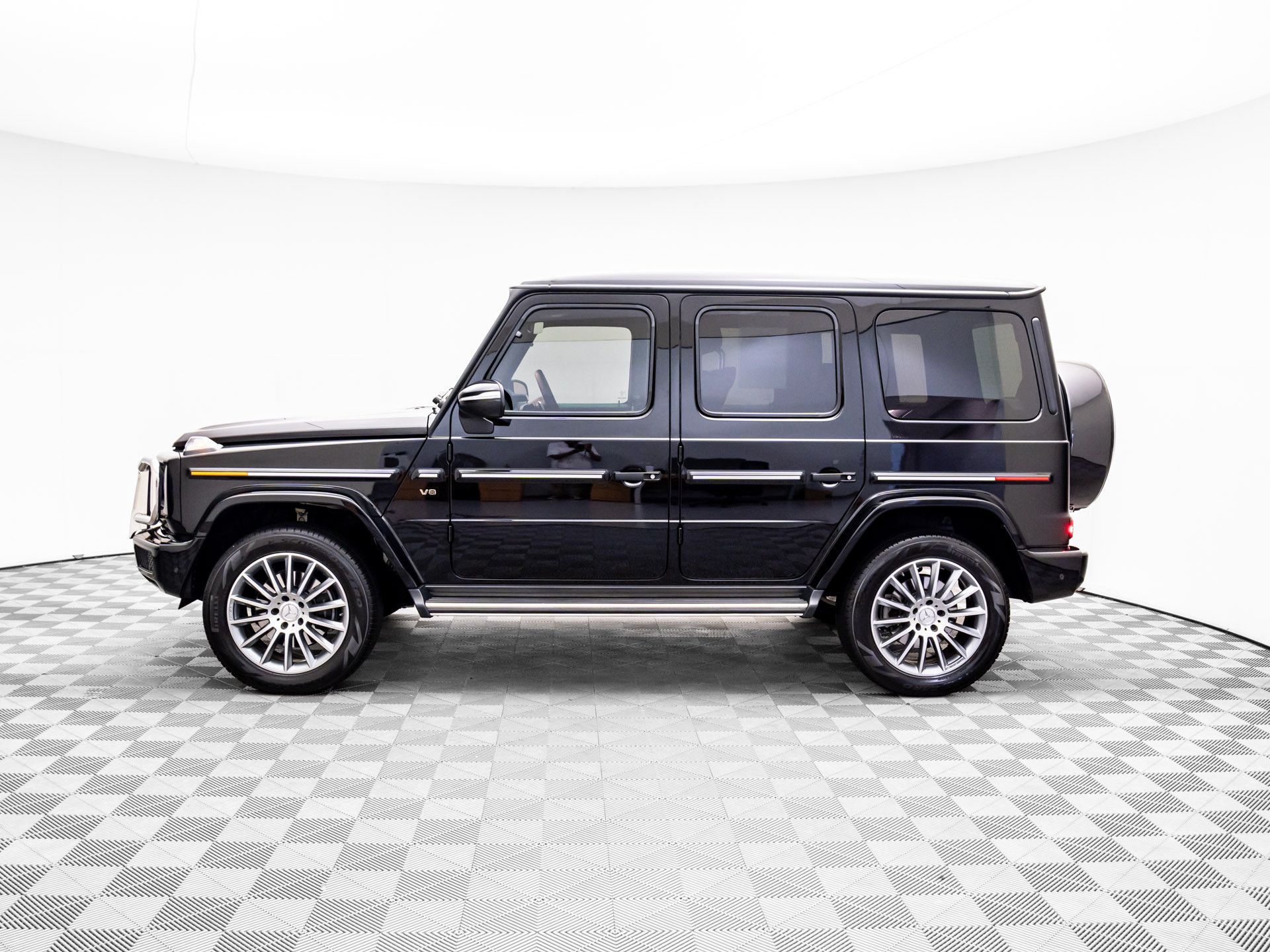 2023 Mercedes Benz G 550 photo 2
