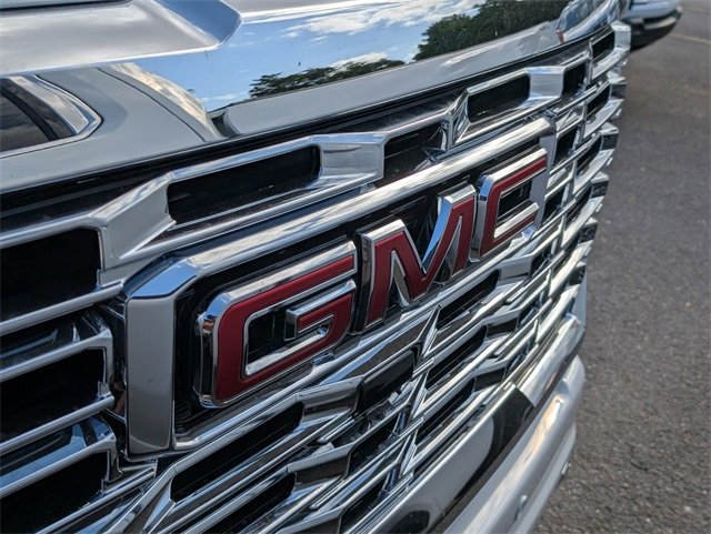 2025 Gmc Sierra 2500 HD Denali photo 3
