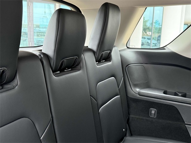 2025 Nissan Pathfinder SL photo 15
