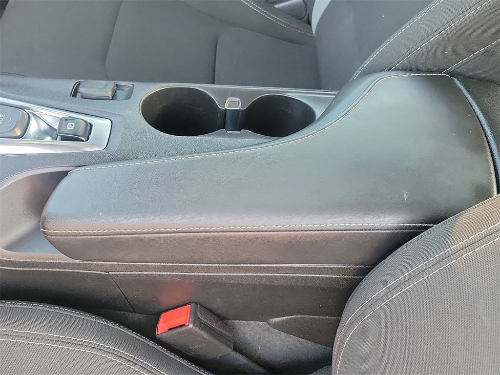 2019 Chevrolet Camaro 1LT photo 18