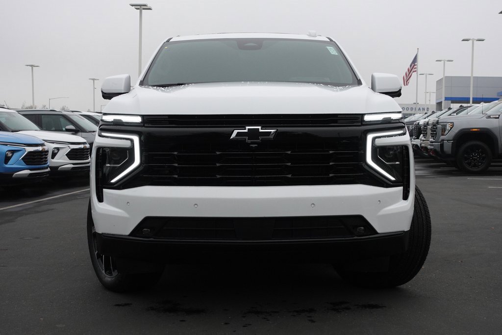 2026 Chevrolet Suburban RST photo 3