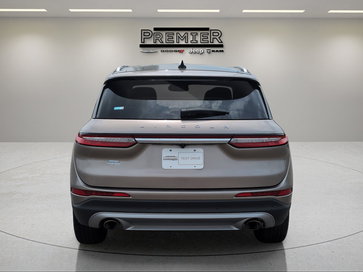 2020 Lincoln Corsair Standard photo 8