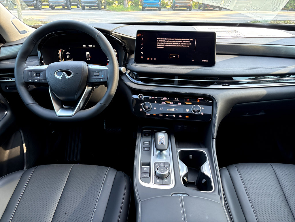 2026 Infiniti QX60 Luxe AWD photo 4