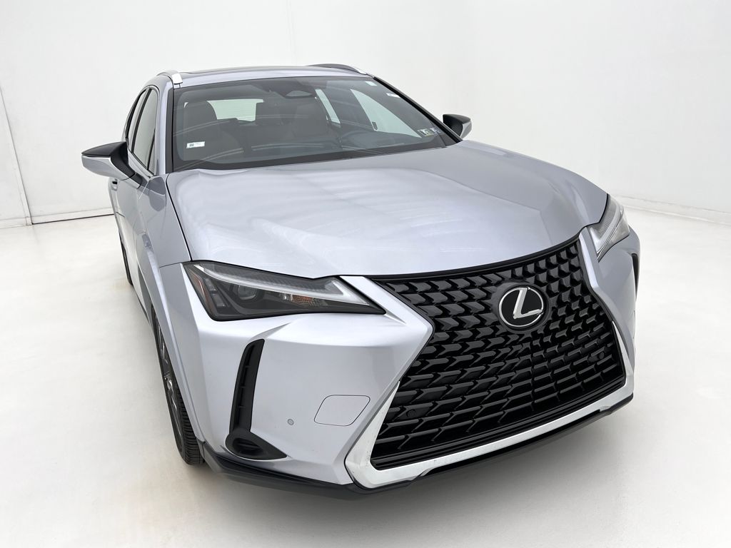 2025 Lexus UX Premium photo 4