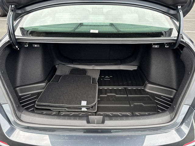 2025 Honda Civic Hybrid Sport Touring photo 4