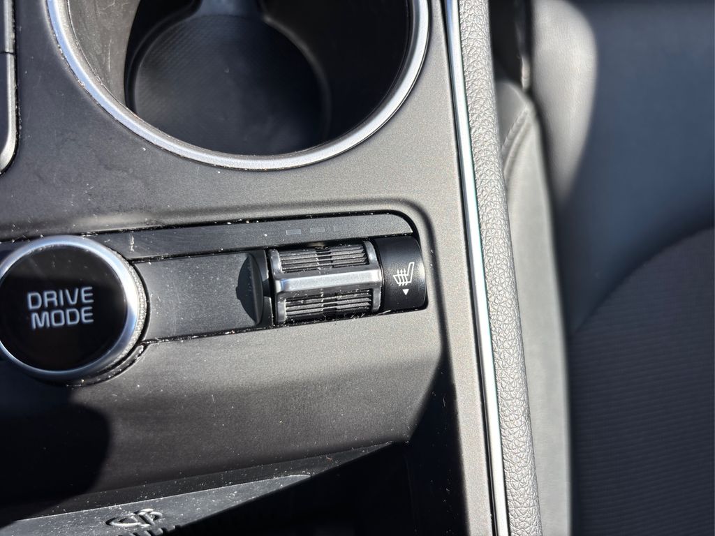 2024 Kia K5 GT-Line photo 31