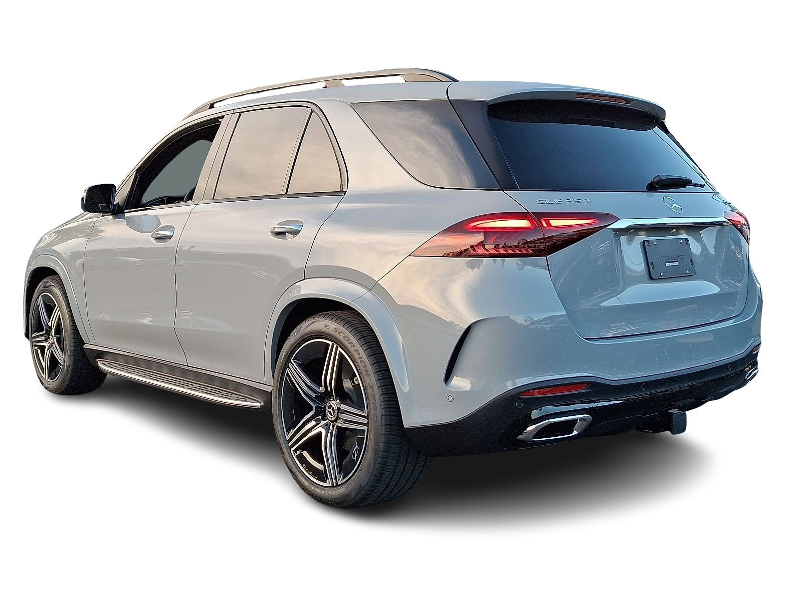 2026 Mercedes Benz GLE 350 4MATIC photo 4