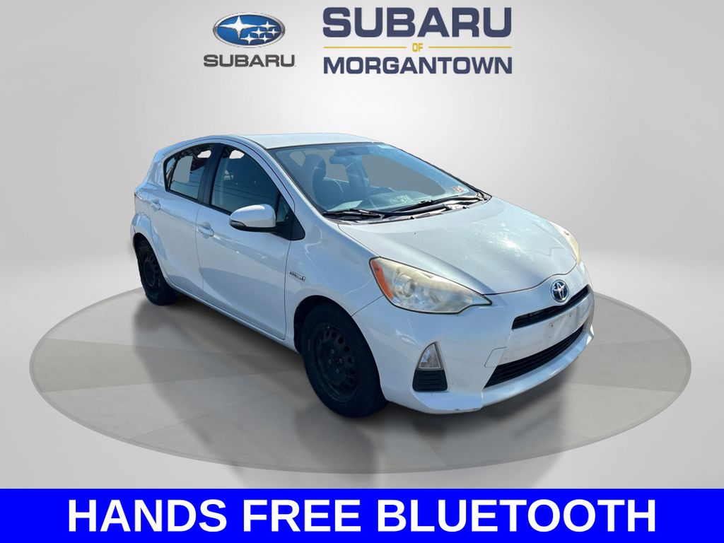 2012 Toyota Prius C photo 3