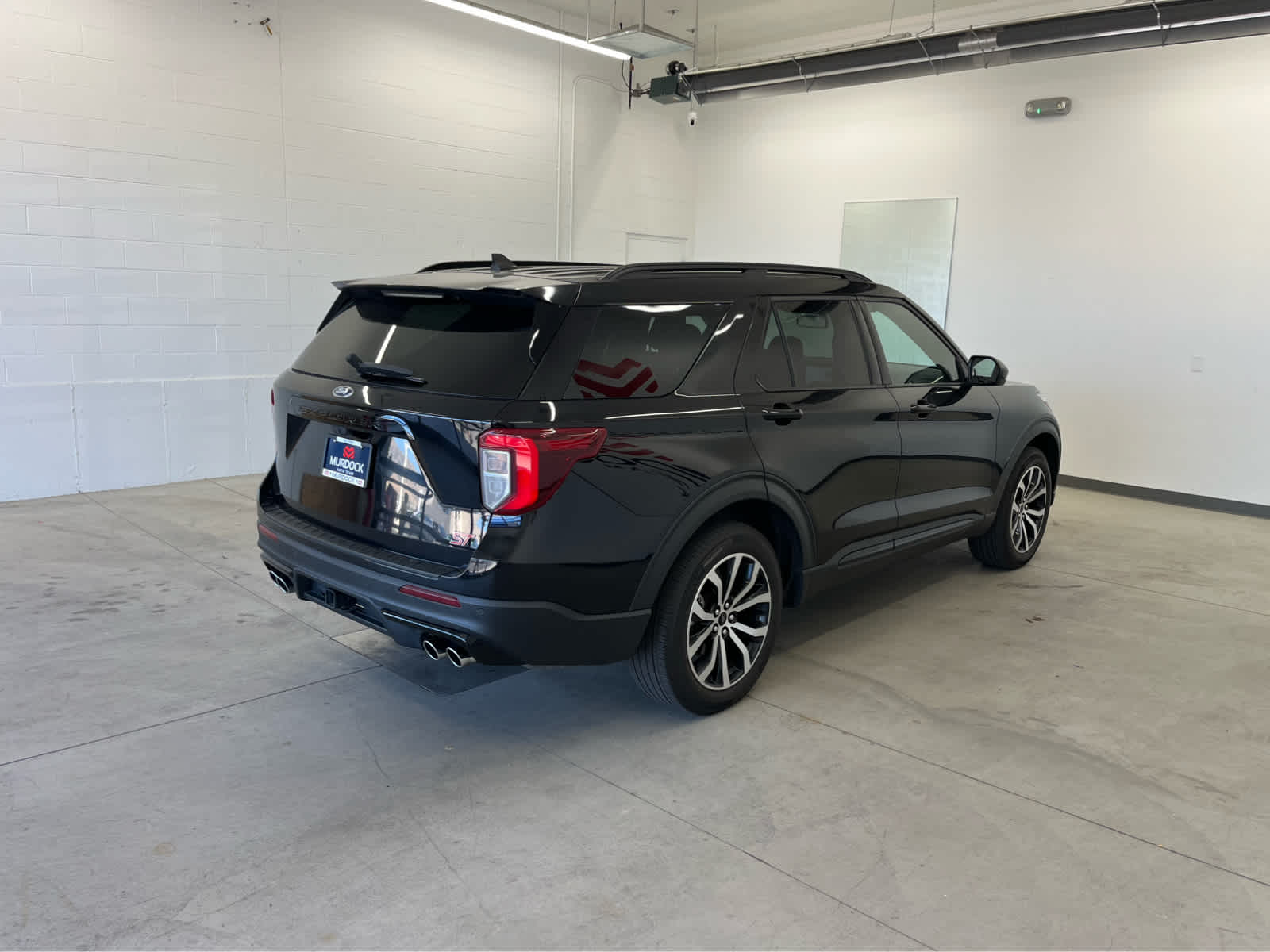 2022 Ford Explorer ST photo 4