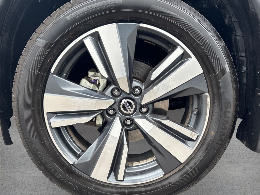 2021 Nissan Rogue SL photo 11