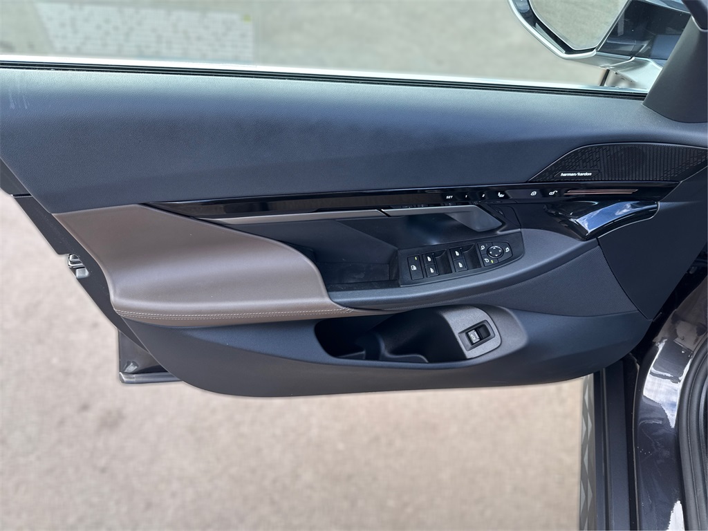 2024 Bmw 530i photo 22