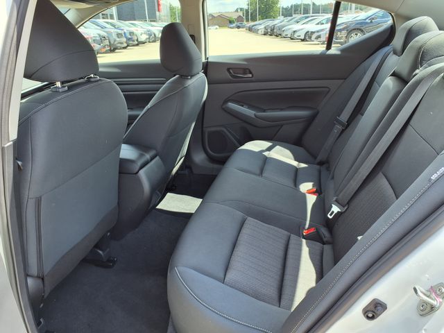 2025 Nissan Altima 2.5 S photo 8