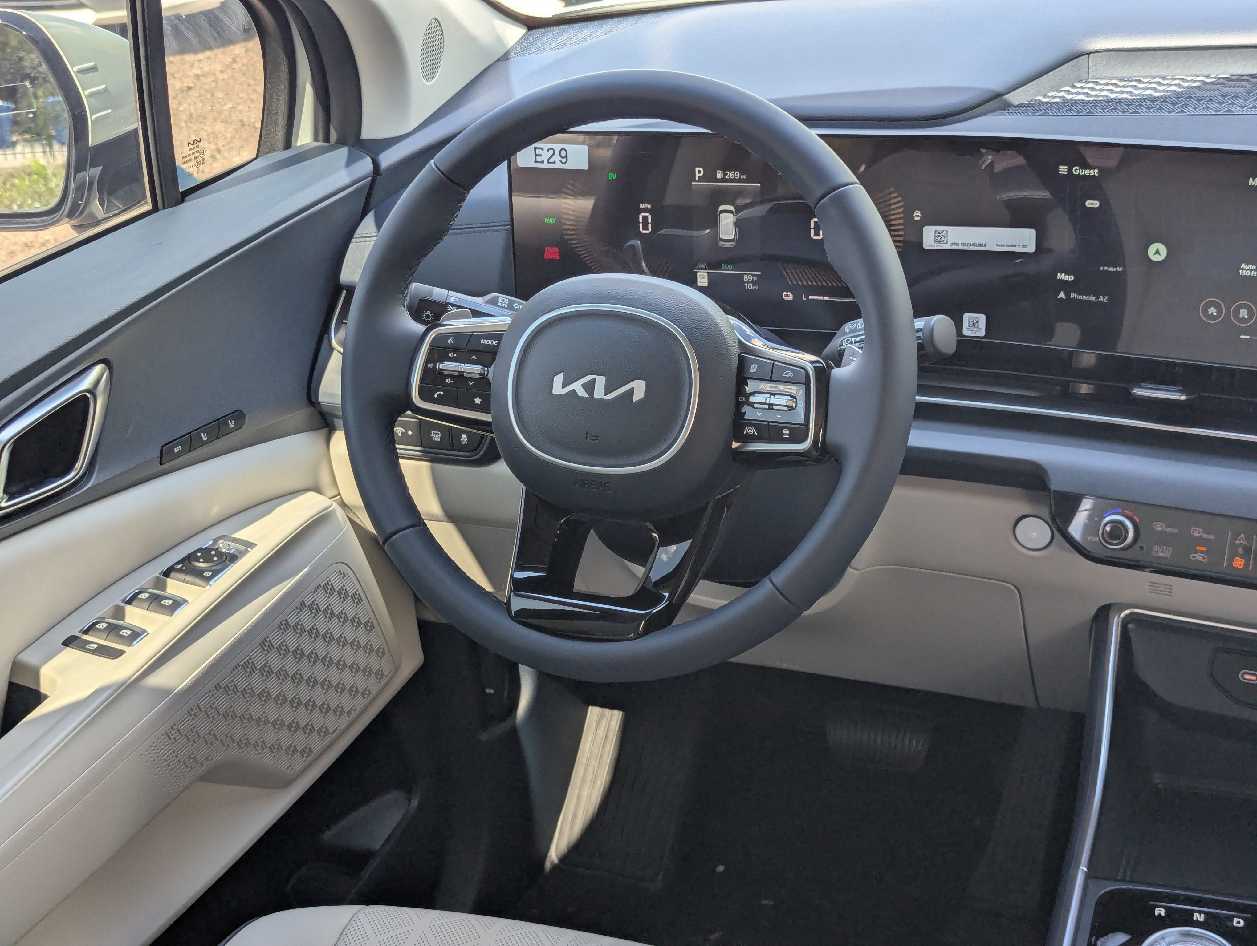 2026 Kia Carnival EX photo 2