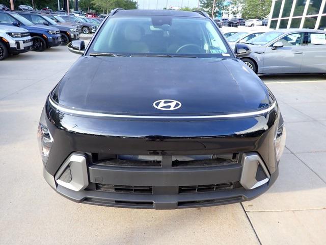 2025 Hyundai Kona SEL photo 17