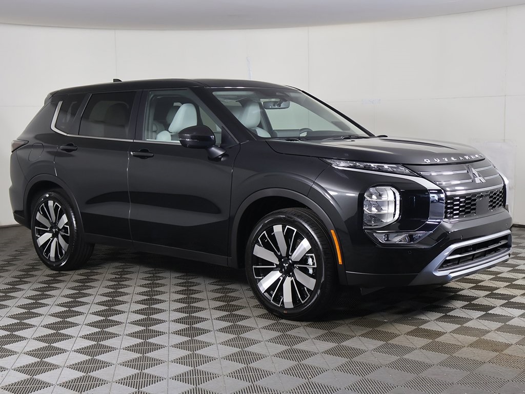 2025 Mitsubishi Outlander SE Ralliart photo 2