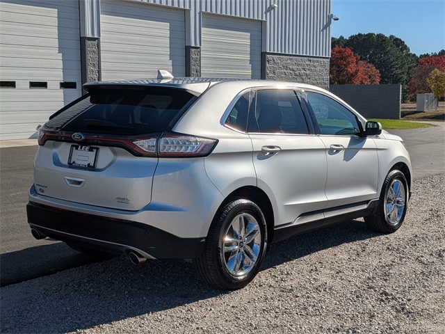 2017 Ford Edge SEL photo 3