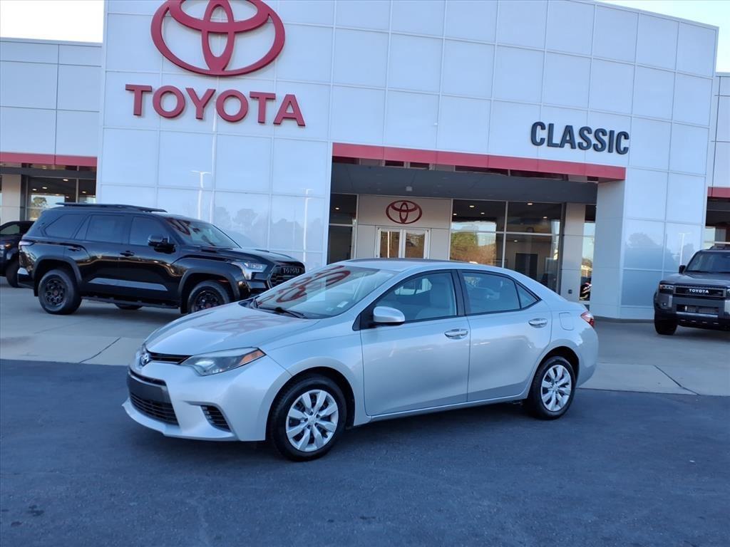 2016 Toyota Corolla LE's photo