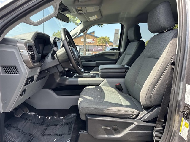 2024 Ford F-150 XLT photo 13