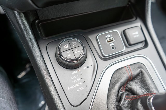 2022 Jeep Cherokee Trailhawk photo 20