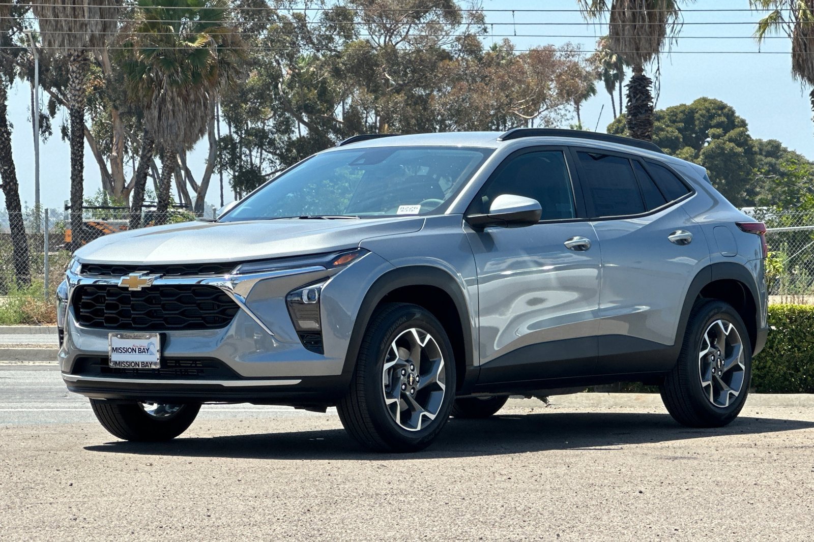 2025 Chevrolet Trax photo 8