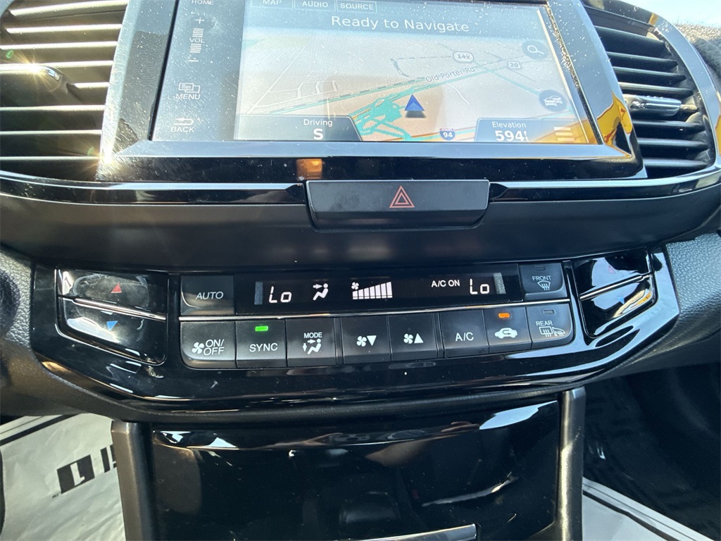 2017 Honda Accord EX-L V6 photo 17