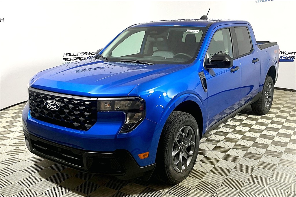 2025 Ford Maverick XLT's photo