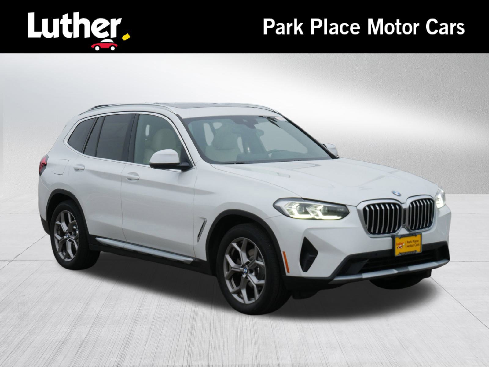 2022 BMW X3 30i's photo