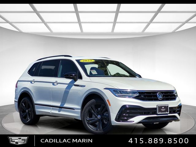 2023 Volkswagen Tiguan SE R-LINE BLACK