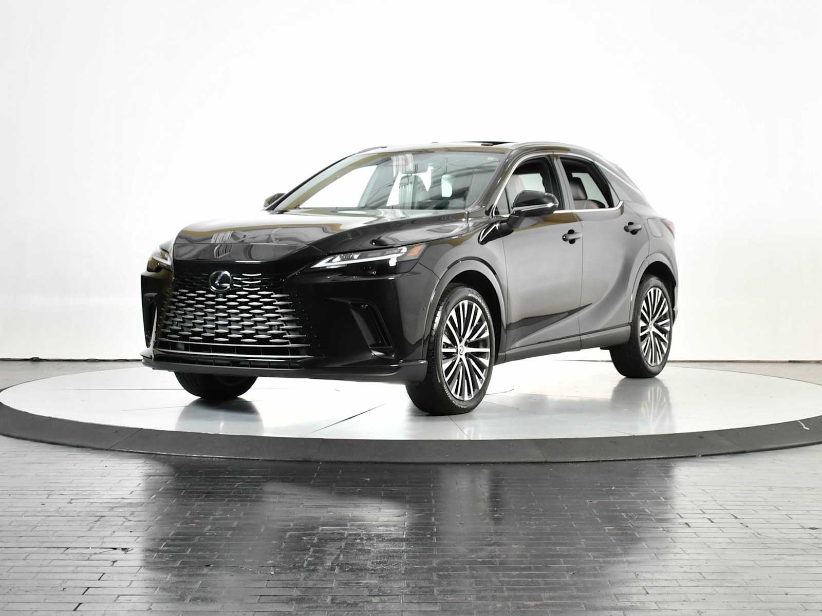 2024 Lexus RX 350's photo