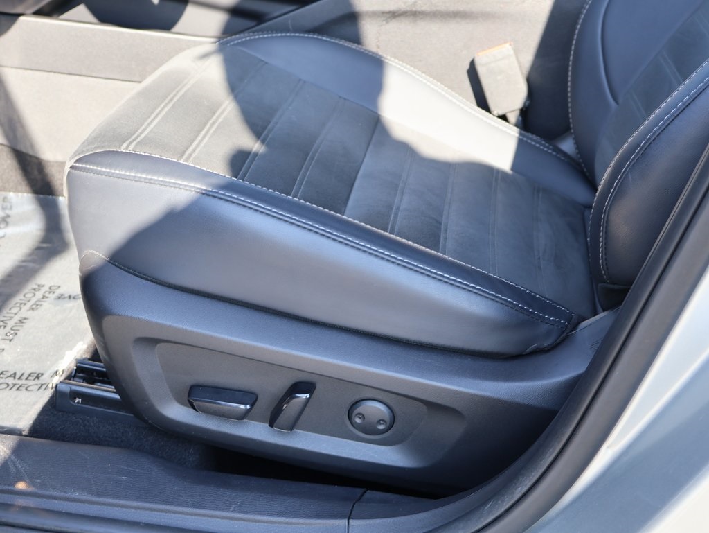 2024 Mitsubishi Outlander SE photo 25