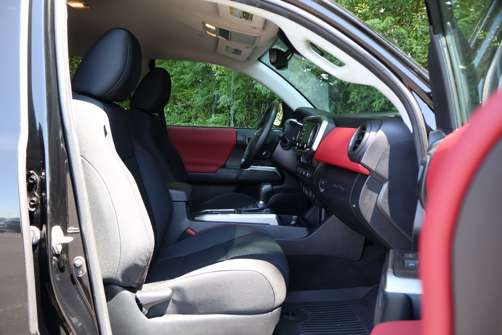 2023 Toyota Tacoma SR5 photo 36