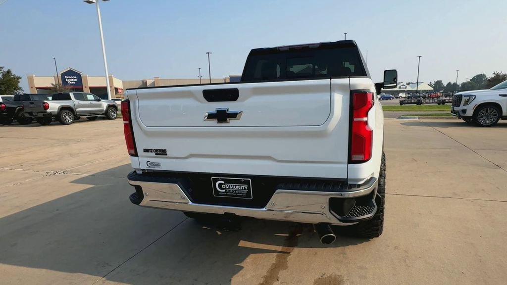 2024 Chevrolet Silverado 2500HD LTZ photo 6