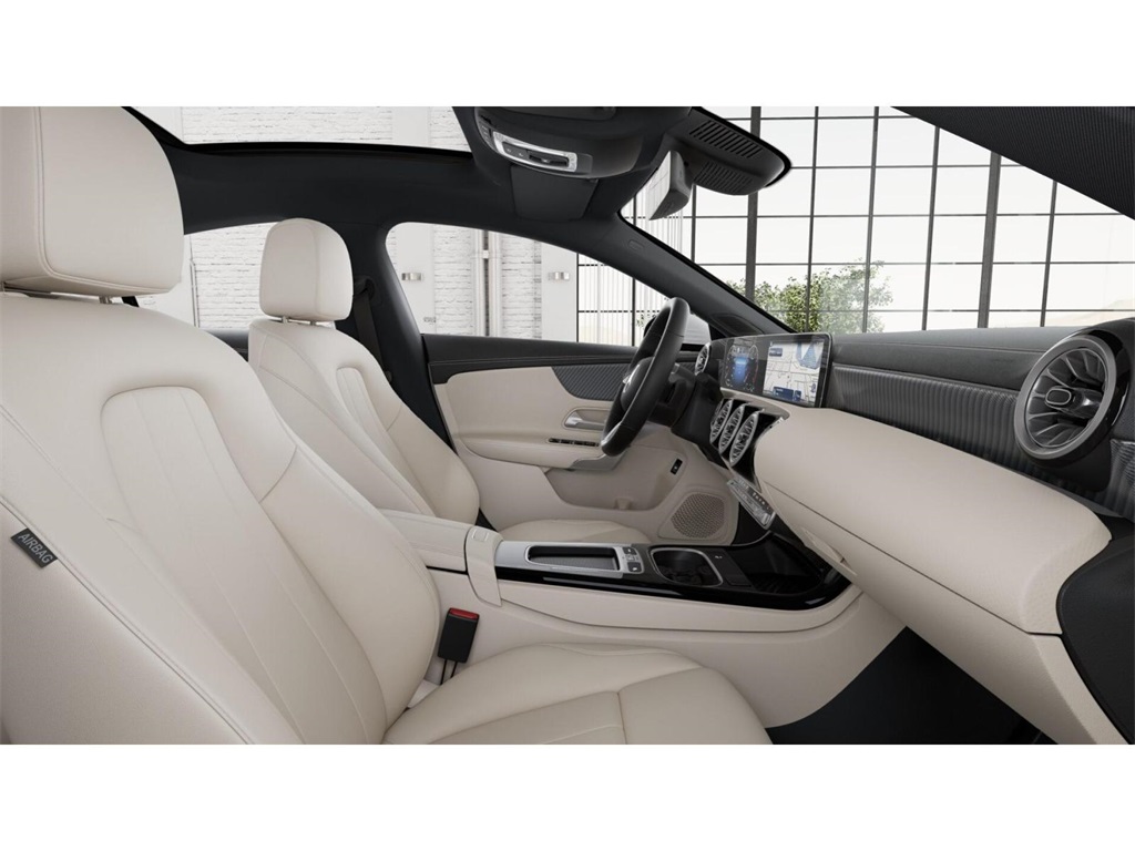 2025 Mercedes Benz CLA 250 4MATIC photo 4