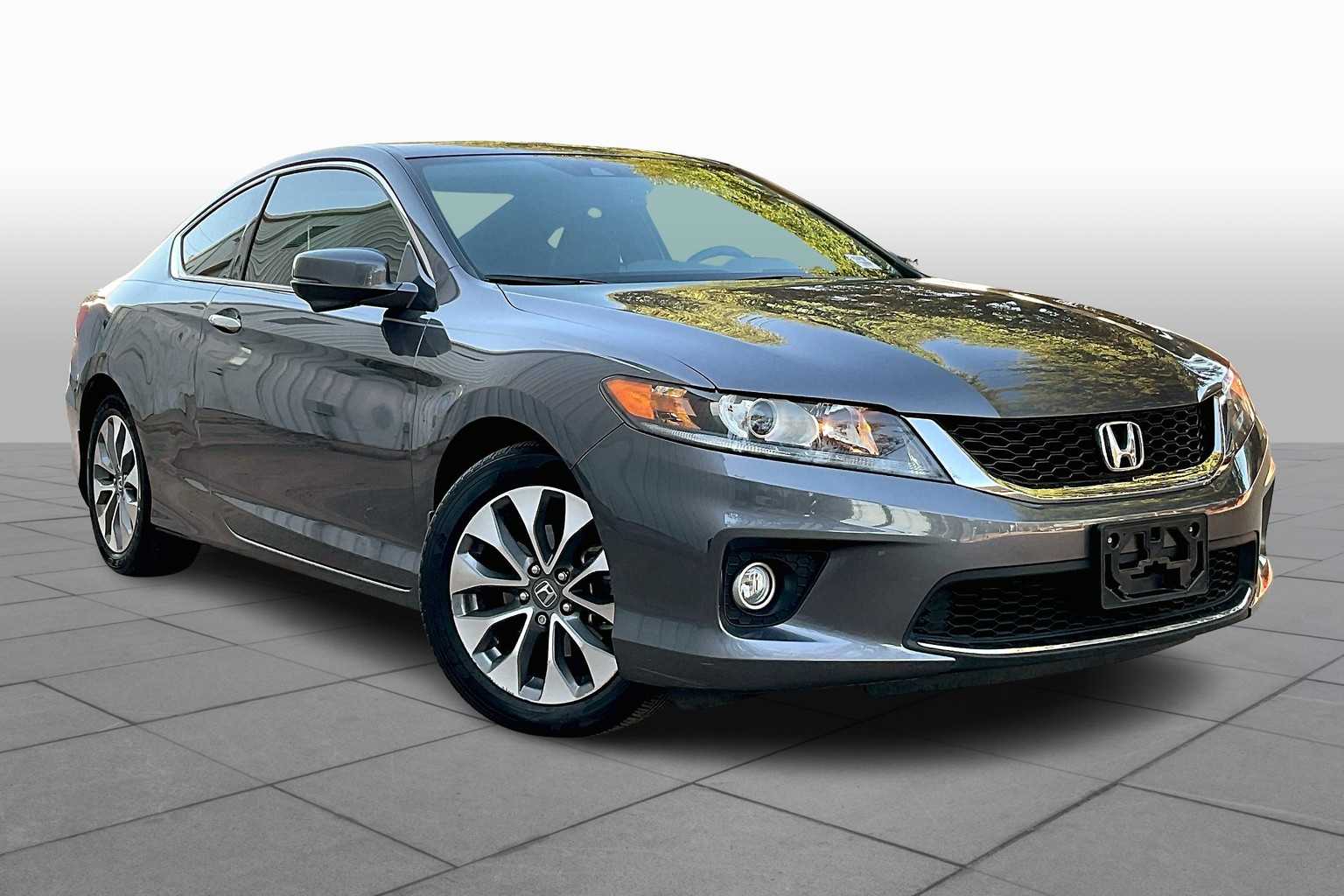 2015 Honda Accord EX-L photo 2