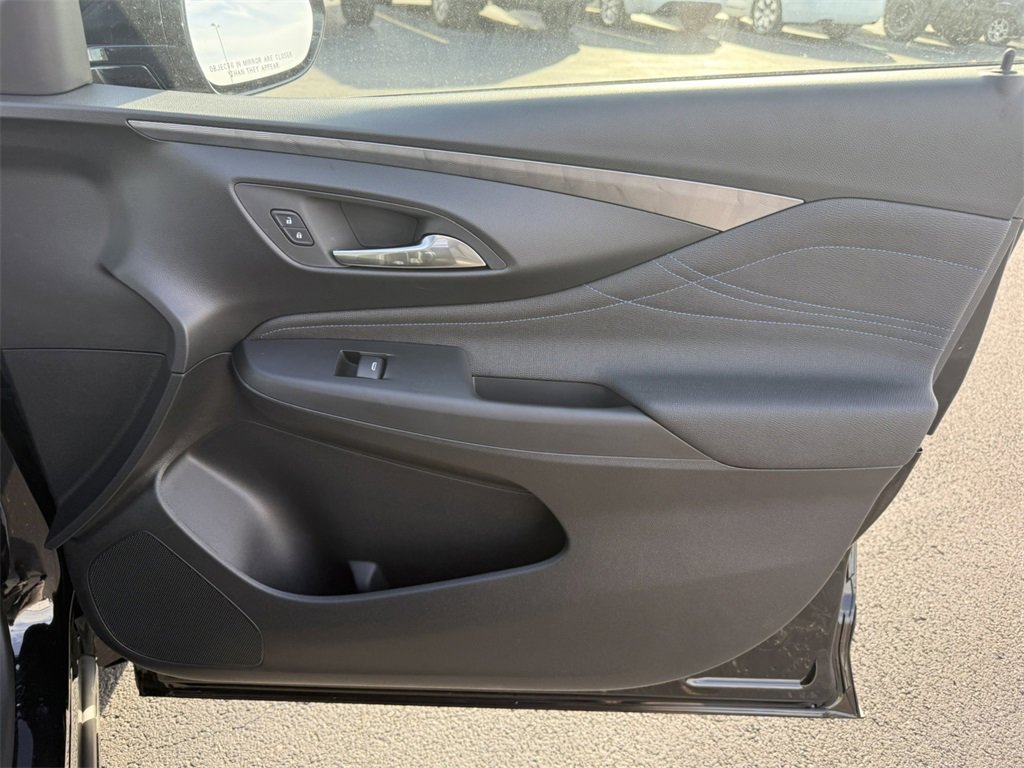 2026 BUICK ENVISTA - Image 32