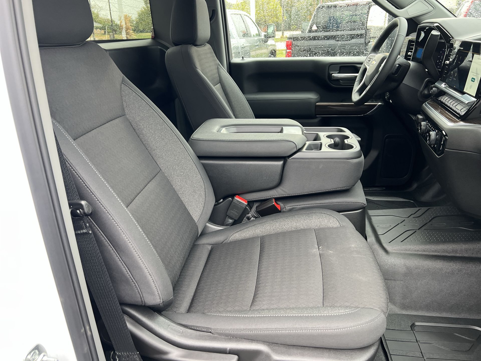 2026 Chevrolet Silverado 2500HD LT photo 10
