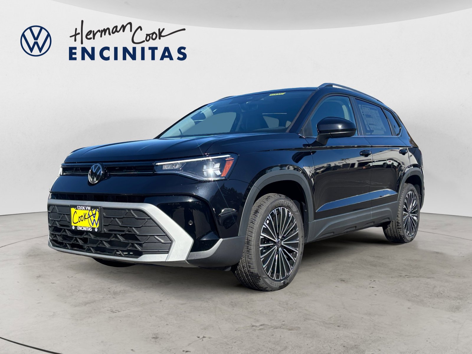 2025 Volkswagen Taos SE's photo