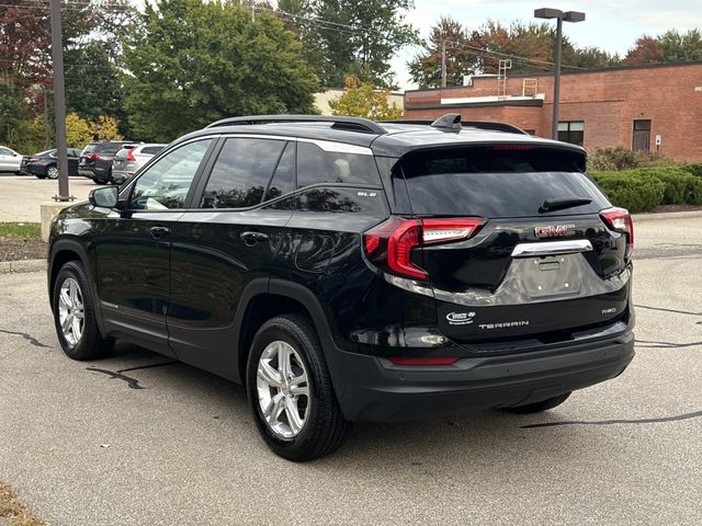 2022 Gmc Terrain SLE photo 4