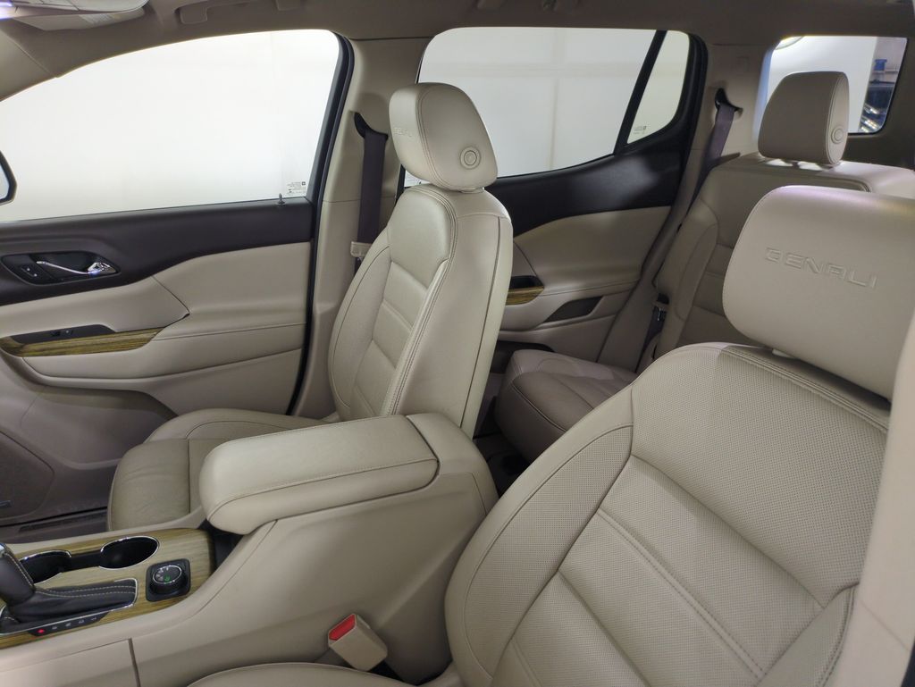 2017 Gmc Acadia Denali photo 7