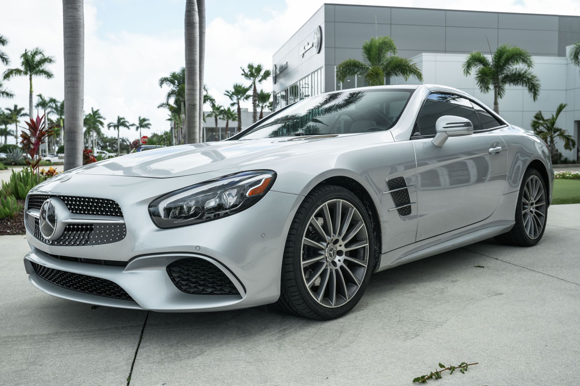 2020 Mercedes Benz SL 450 photo 4