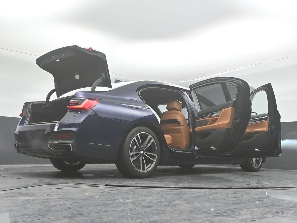 2022 BMW 750LI - Image 50