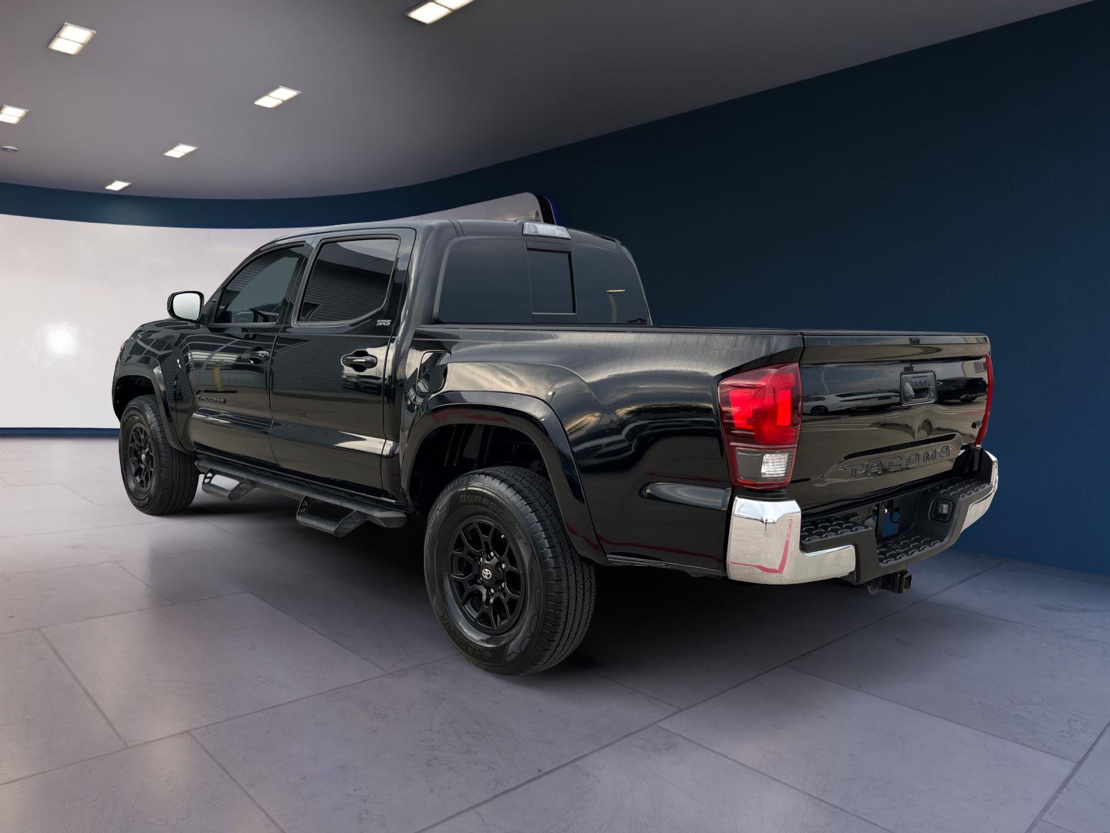 2020 Toyota Tacoma SR5 Double Cab V6 photo 2