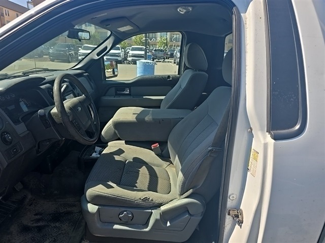 2014 Ford F-150 XL photo 20