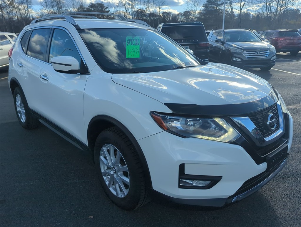 2017 Nissan Rogue SV
