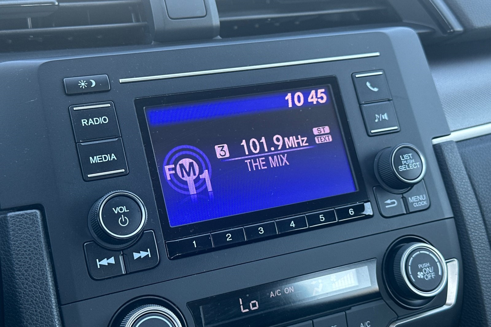 2018 Honda Civic LX photo 21