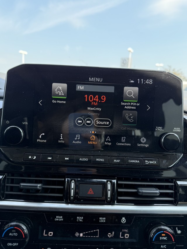2024 Nissan Pathfinder SL photo 17
