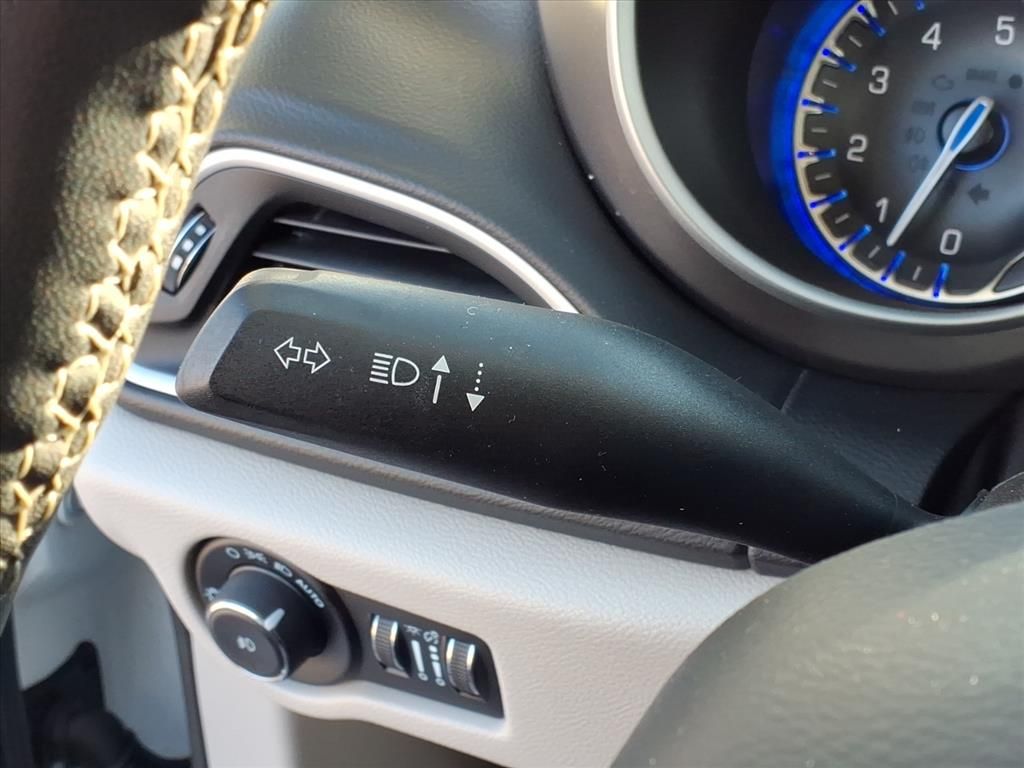 2022 CHRYSLER PACIFICA - Image 17