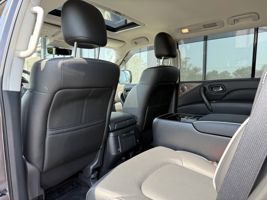 2023 Infiniti QX80 Premium Select photo 22