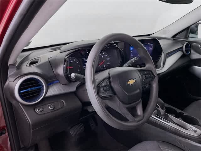 2024 Chevrolet Trax LS photo 10